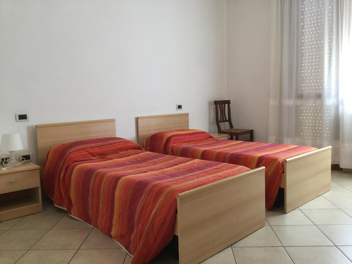Albergo Adige Boara Pisani Buitenkant foto